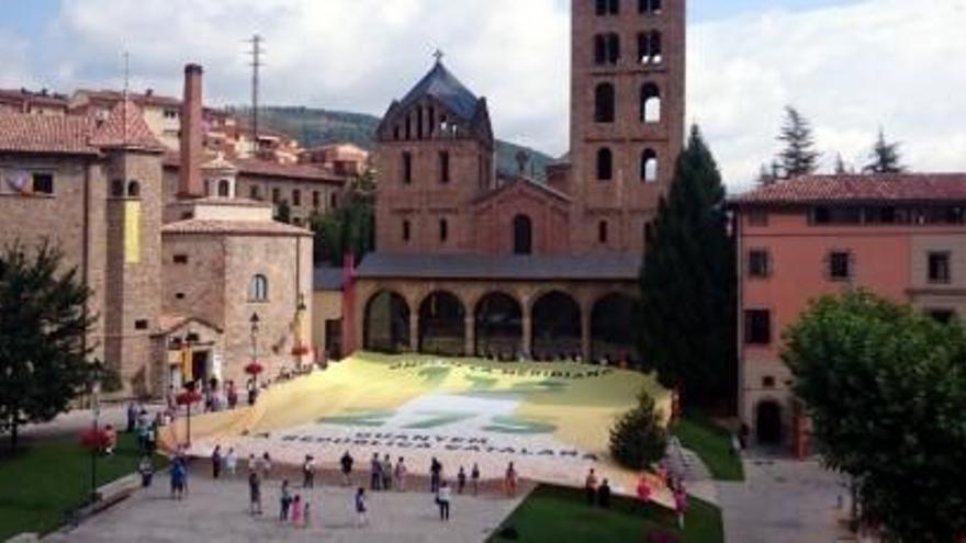 Crida sobiranista des de Ripoll a omplir la Meridiana per la Diada