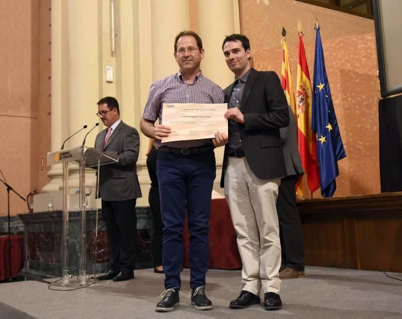 Imágenes de la ceremonia de premios por el Día de la Educación Aragonesa 2016