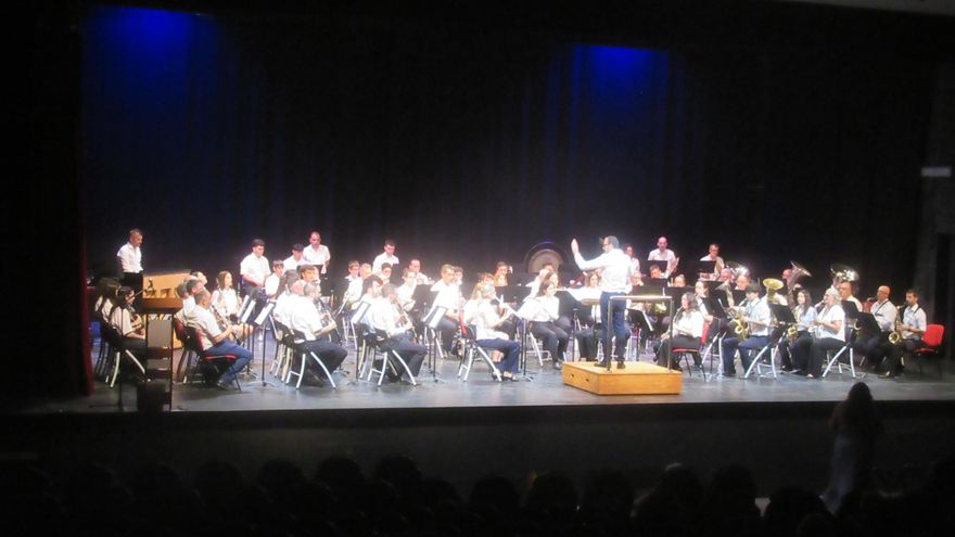 Burjassot vive su XLIII Festival de Bandes
