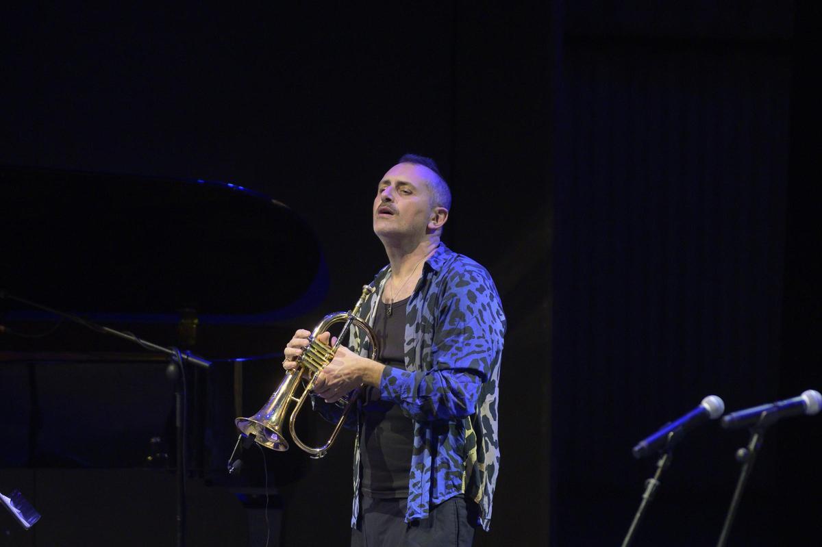Matthieu Saglio Quartet e invitados