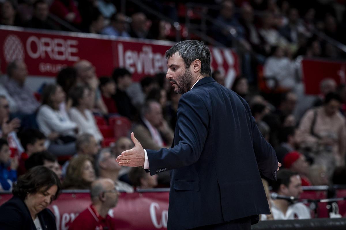 Cantero, con rostro serio, durante el duelo ante el Joventut