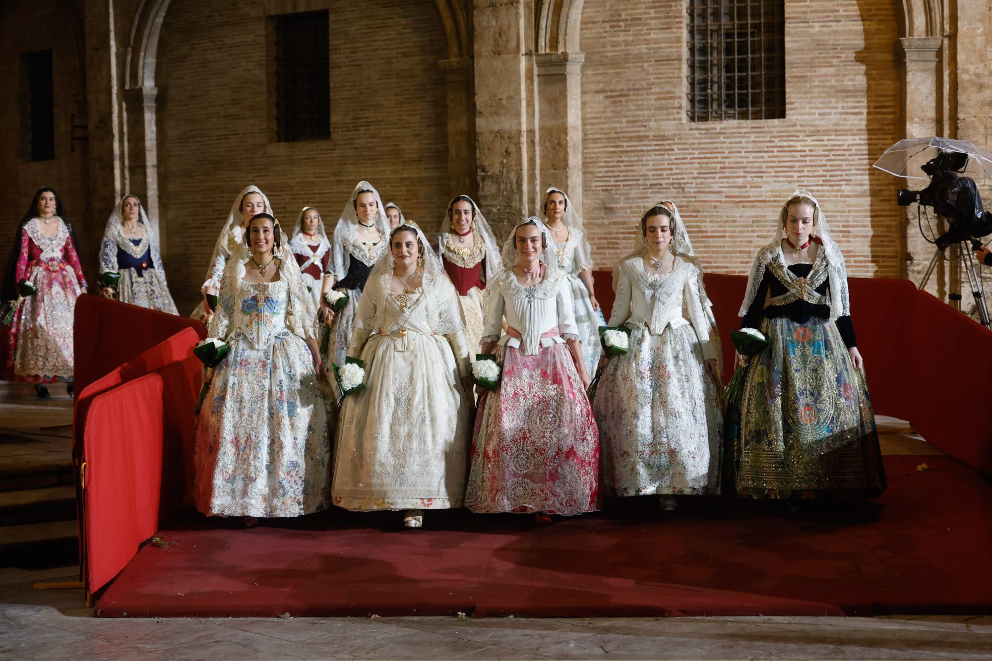 Todas las fotos de la Ofrenda del 17 de marzo por la calle de la Paz de 21:00 a 22:00 horas