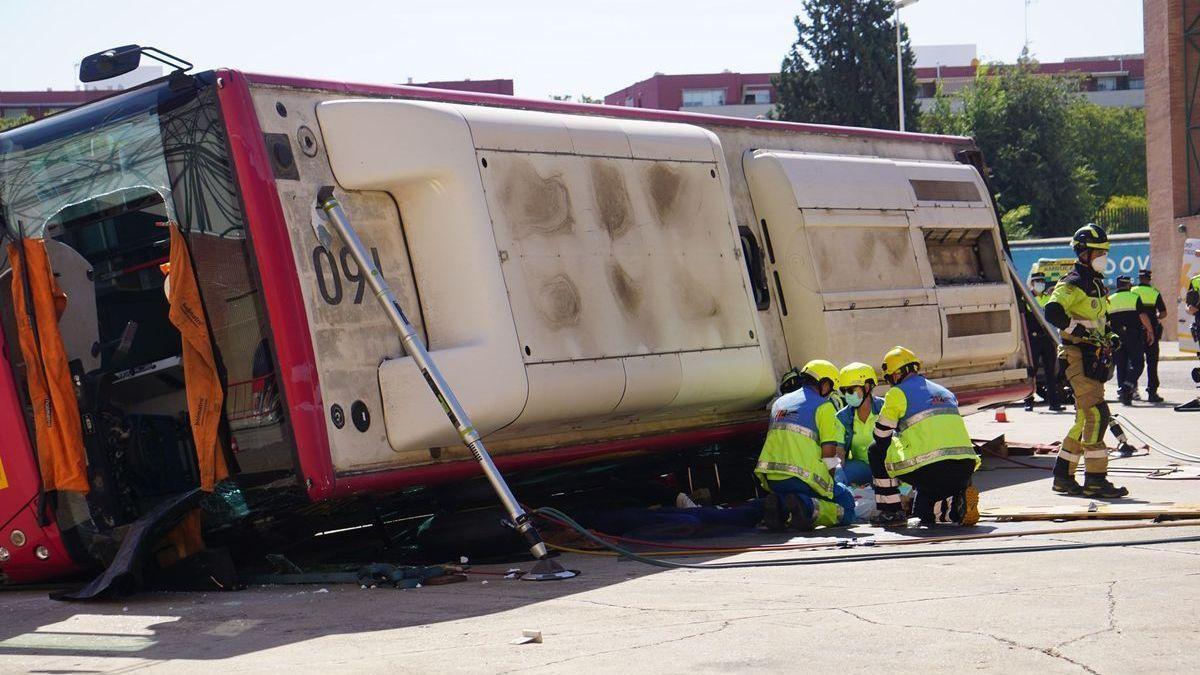 Imagen de archivo de bomberos del Cepei en un simulacro.