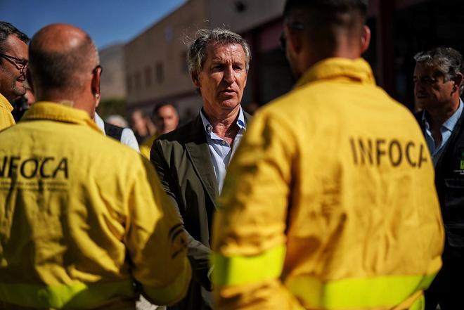 Feijóo se compromete a un acuerdo de prevención de riesgos y coordinación ante incendios