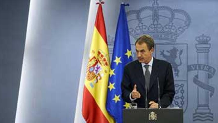 Zapatero adelanta las elecciones generales al 20 de noviembre