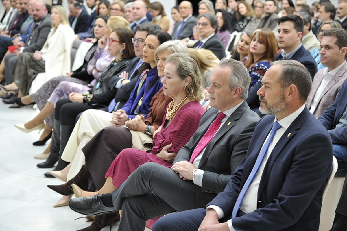 Galería | Acto institucional del Día de la Mujer en la Asamblea de Extremadura