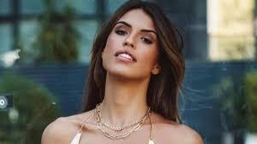 Sofía Suescun da la espalda a su madre tras sus imágenes en el hospital y toma partido por Kiko Jiménez: &quot;Deseo caminar siempre a tu lado&quot;