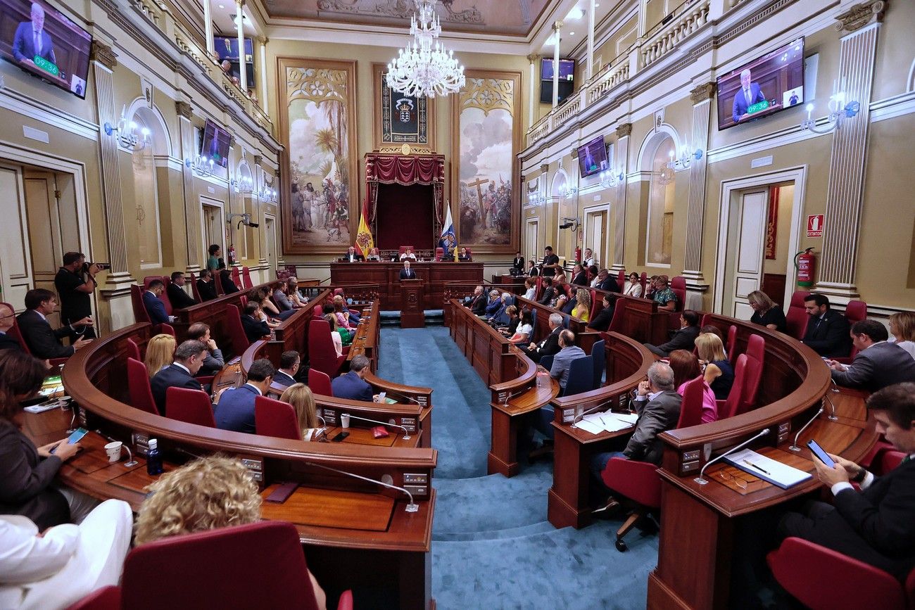 Segunda sesión del debate de investidura en el Parlamento de Canarias