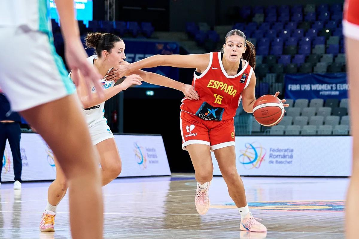 Anastasia Lishchuk, jugadora del Valencia Basket