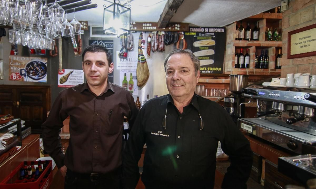 Cáceres noche: 'Me quedo contigo. Con cariño, Elena'