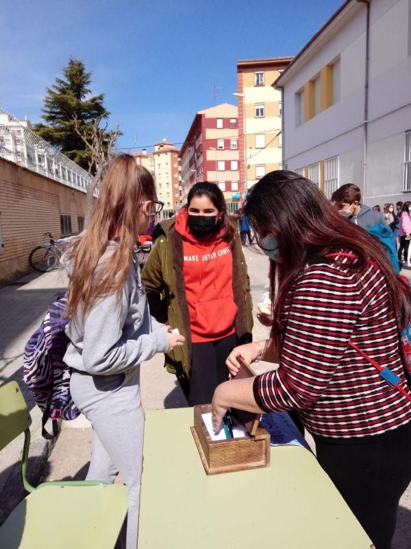 Así fue la semana solidaria del IES Ramón y Cajal de Huesca