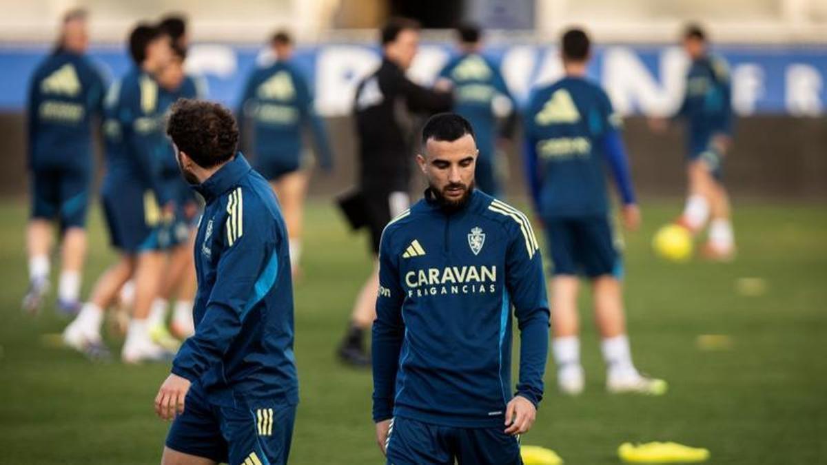 Rober González, en un entrenamiento con el Real Zaragoza.