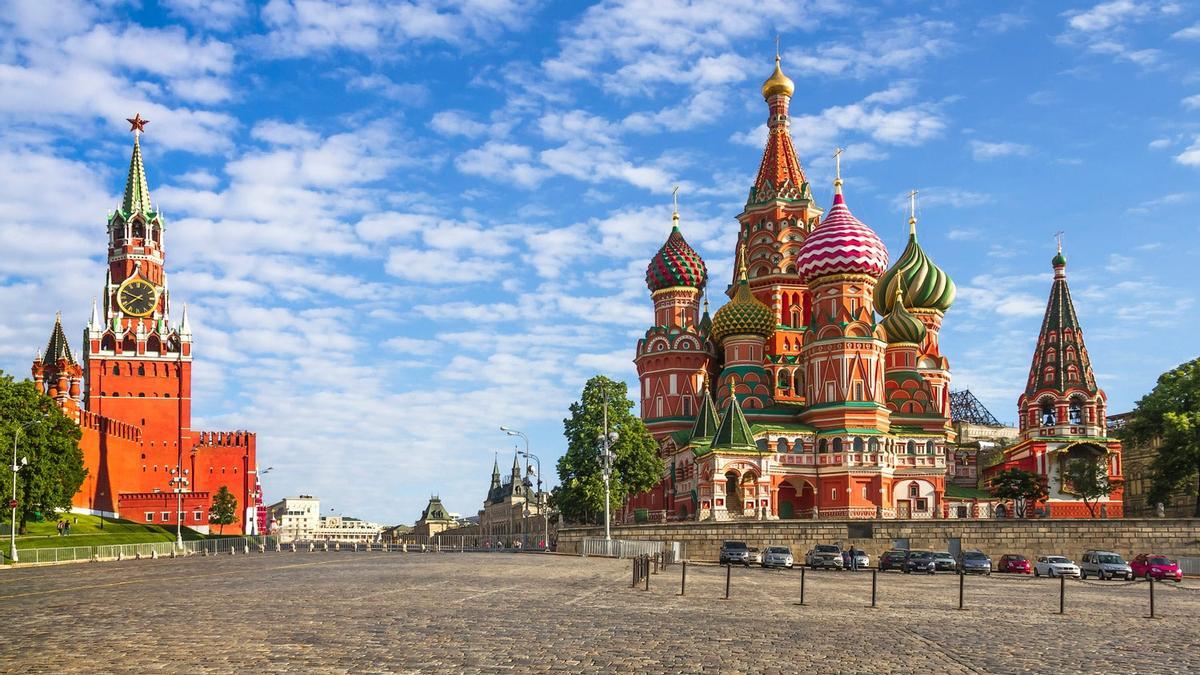 Catedral de San Basilio y Kremlin de Moscú