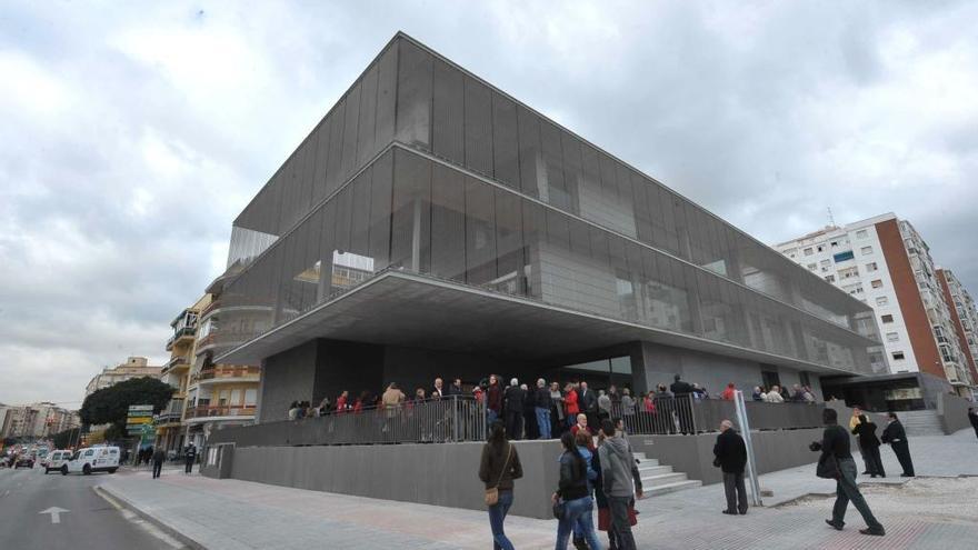 Biblioteca municipal &#039;Miguel de Cervantes&#039;.