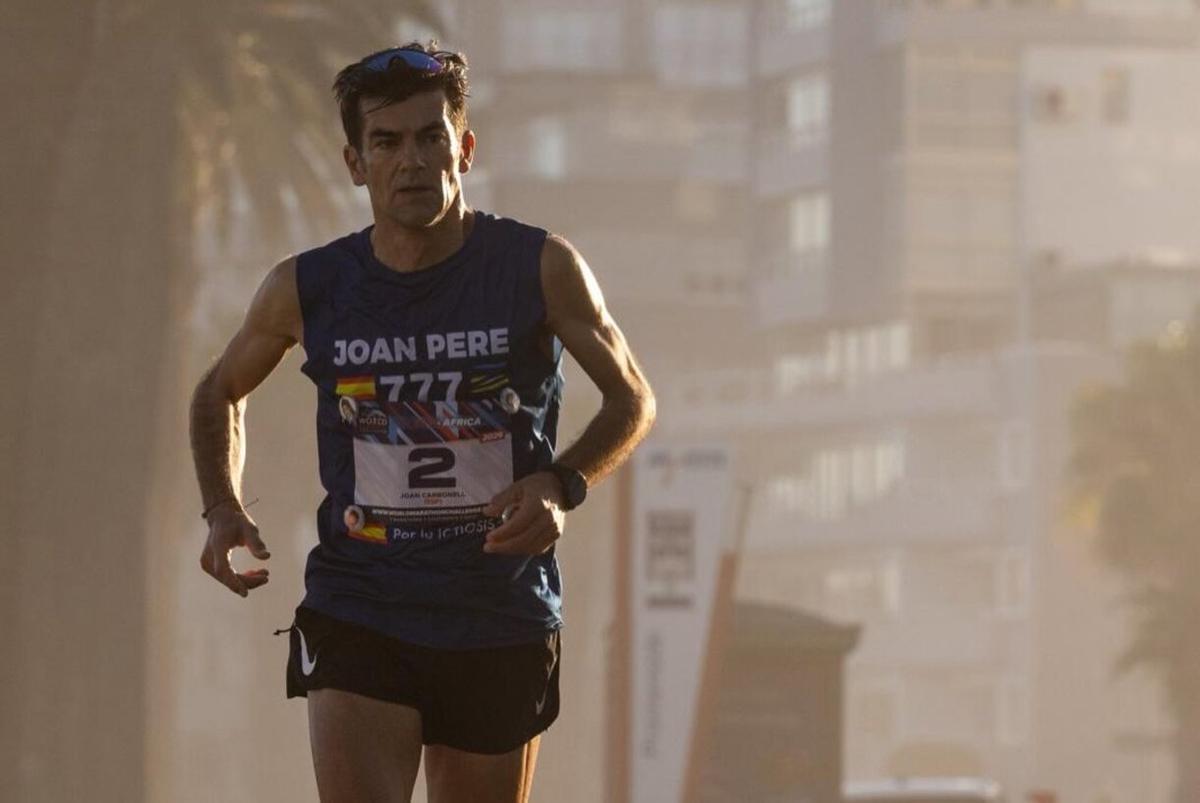 Joan Pere Carbonell, durante el maratón en Perth