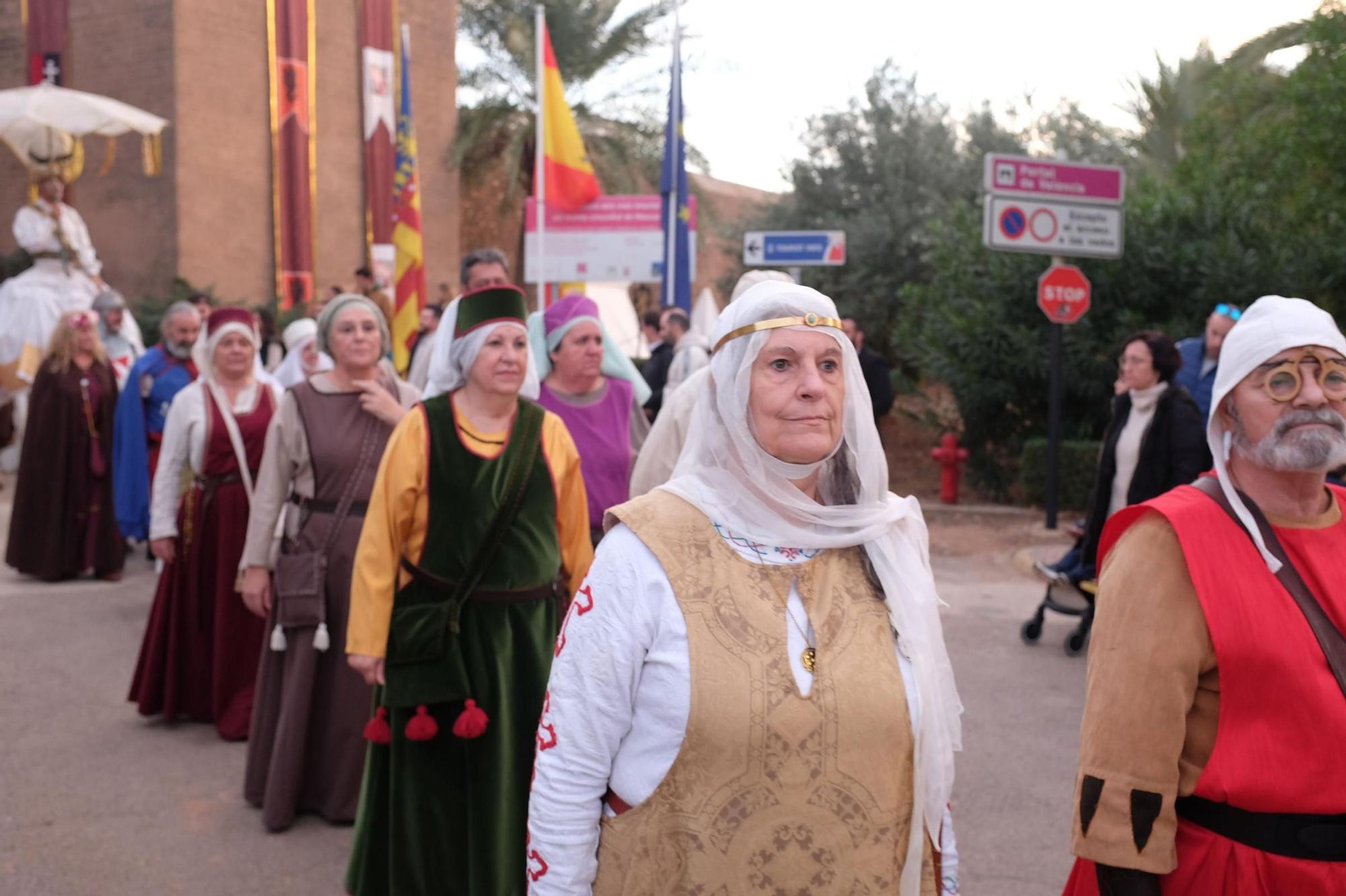 El multitudinario viaje al pasado de la Feria Medieval de Mascarell, en imágenes