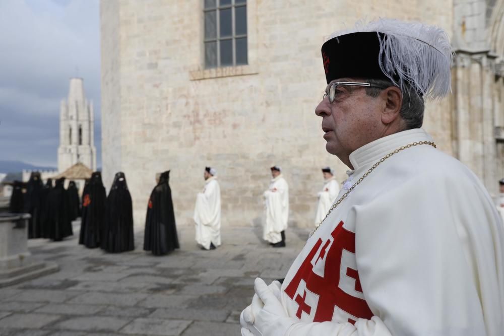 L''orde del Sant Sepulcre investeix a la Catedral els seus nous cavallers i dames