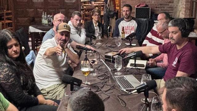 Un momento de la reunión de los peñistas del Avilés. | LNE