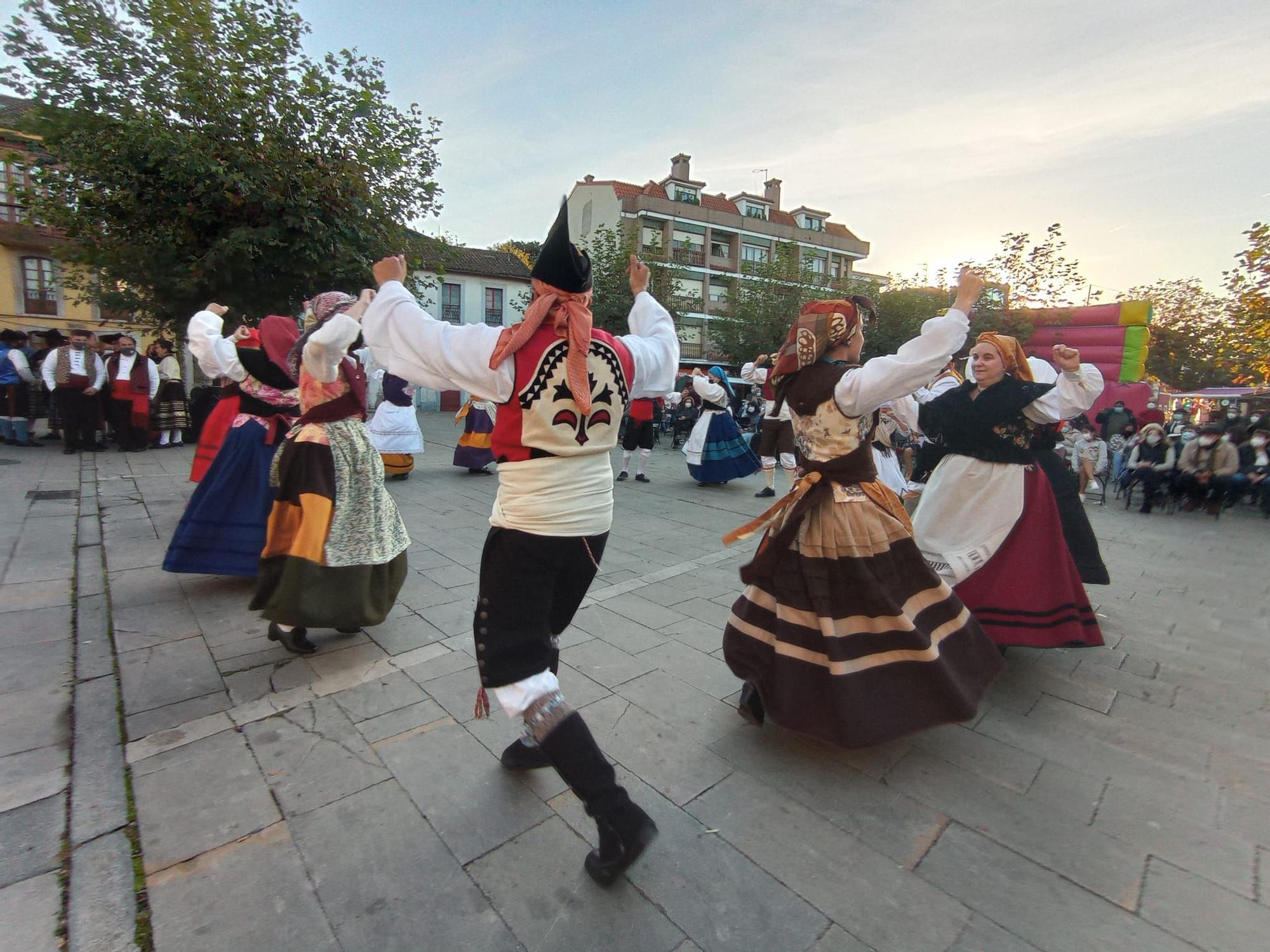 Muestra folclórica de Posada