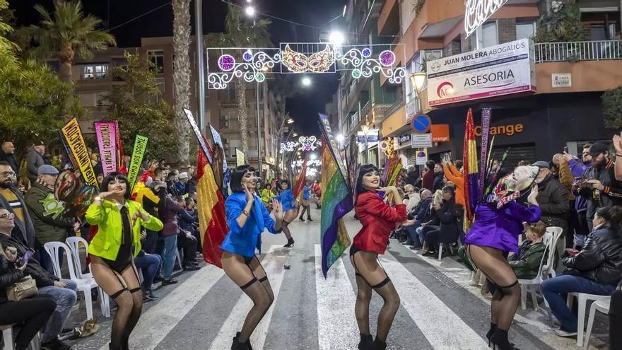 Un juez abre diligencias contra el Carnaval de Torrevieja tras la denuncia de Abogados Cristianos por el desfile de &quot;menores en ropa interior&quot;