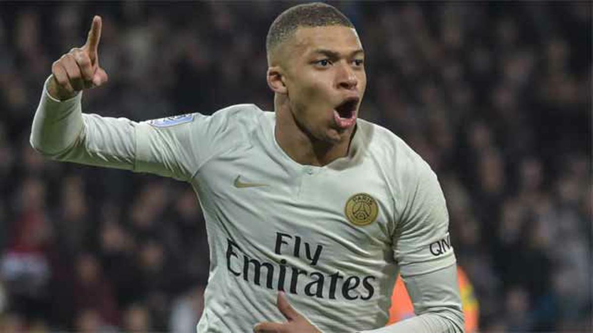 Mbappé también decide en Toulouse en versión 'nueve de área'