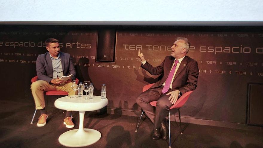 Ángel Víctor Torres en el Foro &#039;Canarias en positivo&#039;