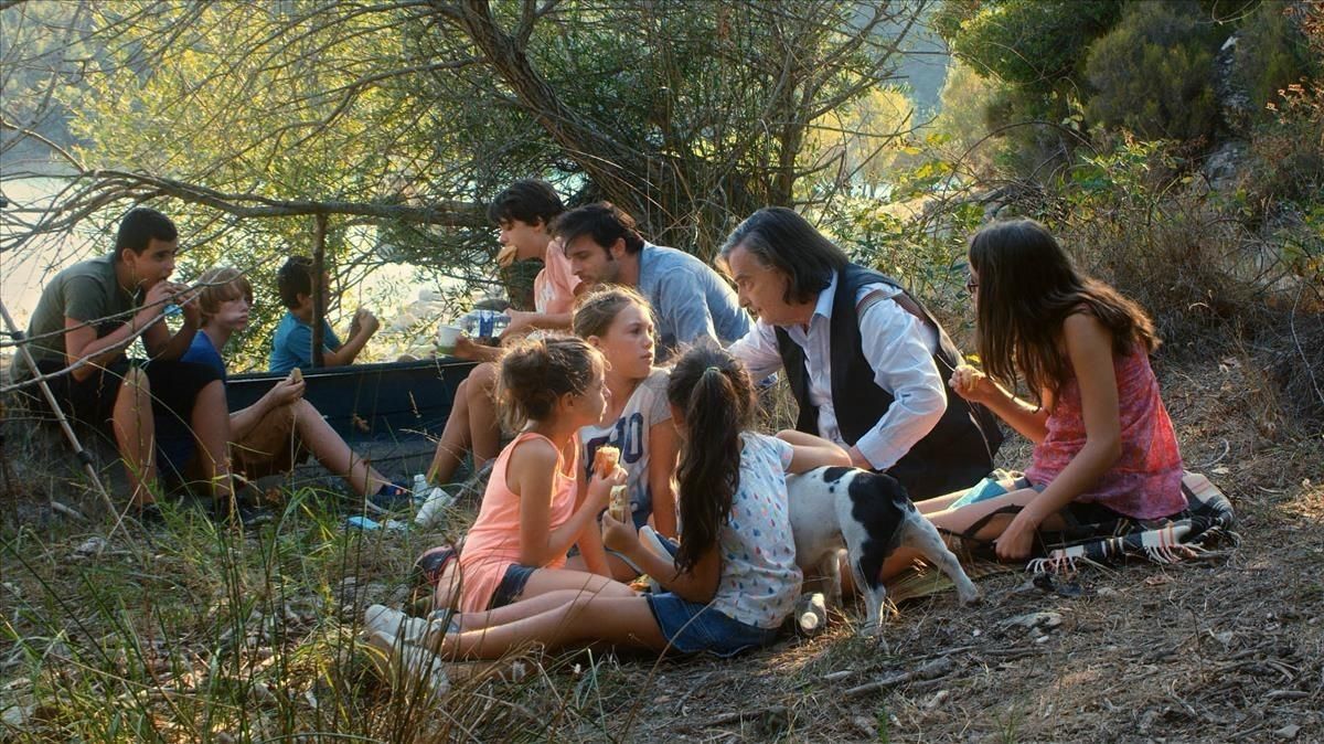 zentauroepp43046812 onbarcelona pelicula el leon duerme esta noche180424173336 zentauroepp43046812 onbarcelona pelicula el leon duerme esta noche180424173336