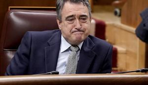 Aitor Esteban se despide del Congreso entre aplausos de todos los diputados