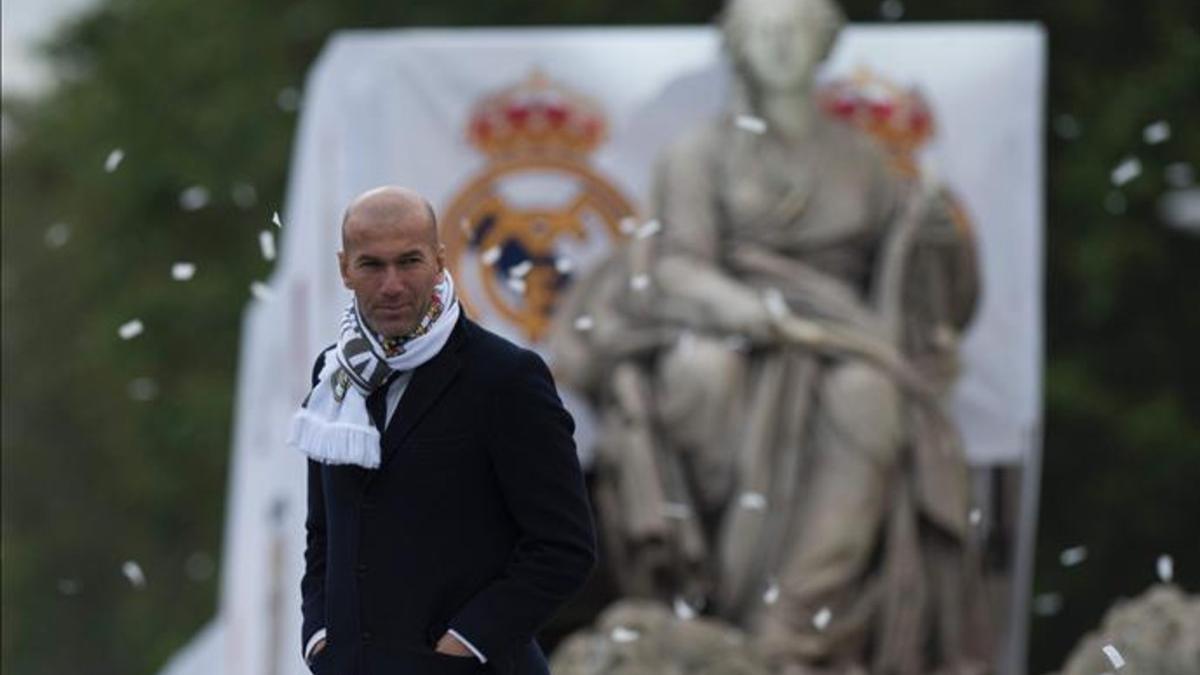 Florentino Pérez destaca las virtudes de Zidane