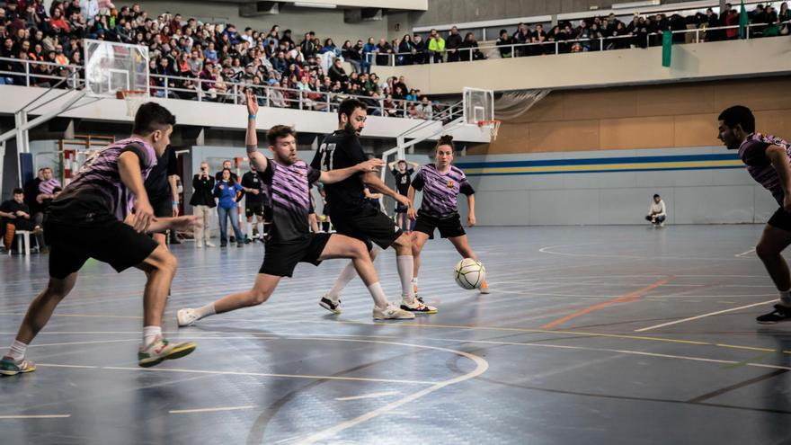 Els Minyons de Terrassa guanyen el Torneig Casteller de Futbol a Berga