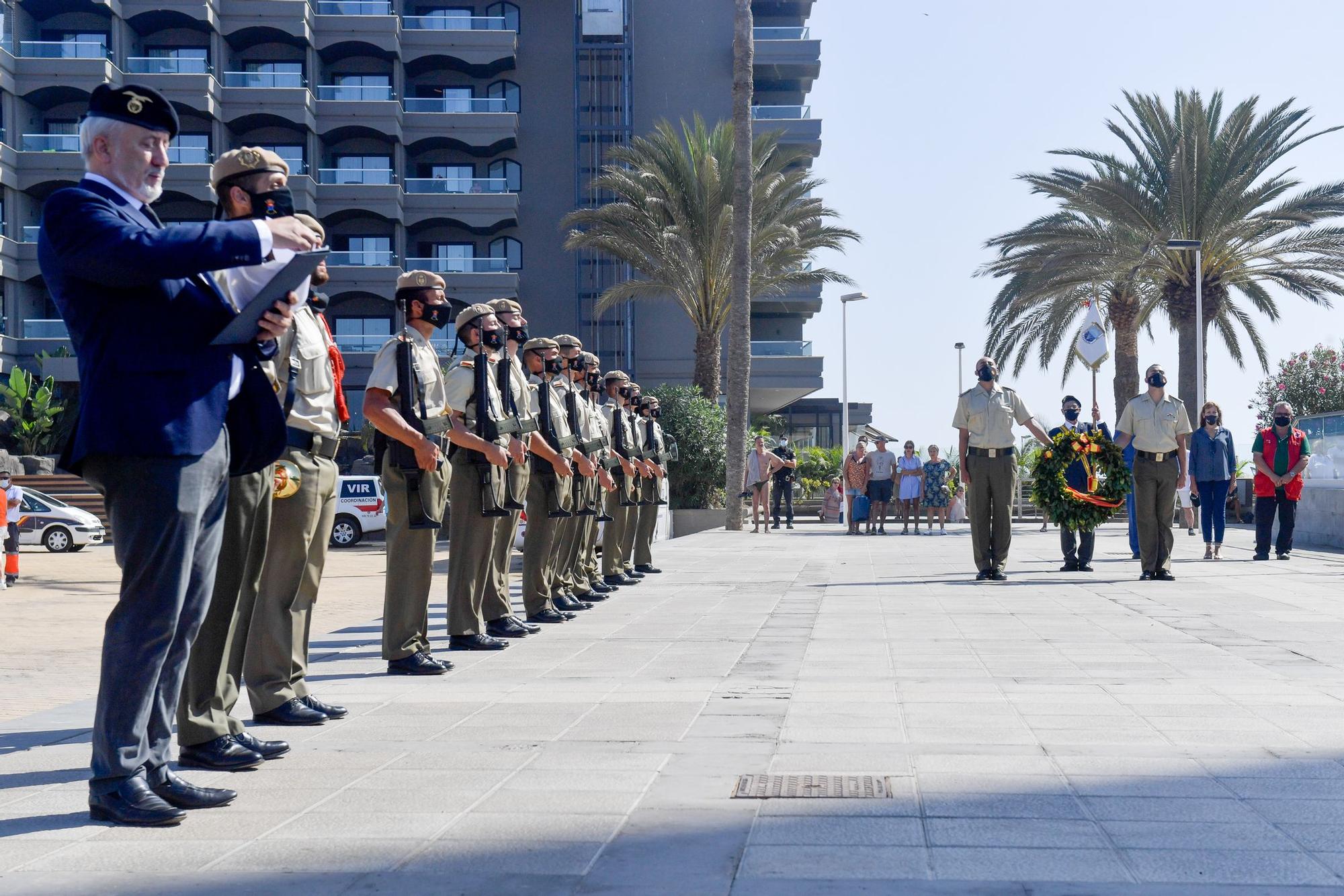 Acto de homenaje a los paracaidistas caídos en acto de servicio entre 1965 y 1979 en Maspalomas