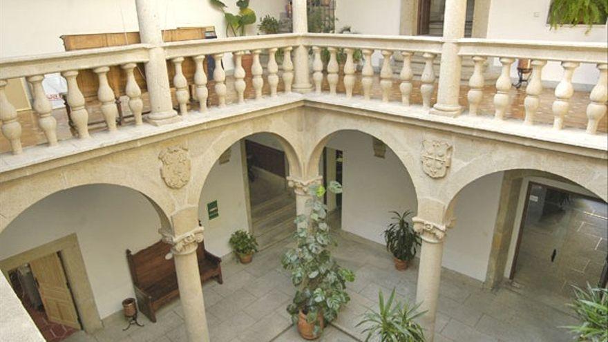 Imagen del claustro interior de la casa Pereros.