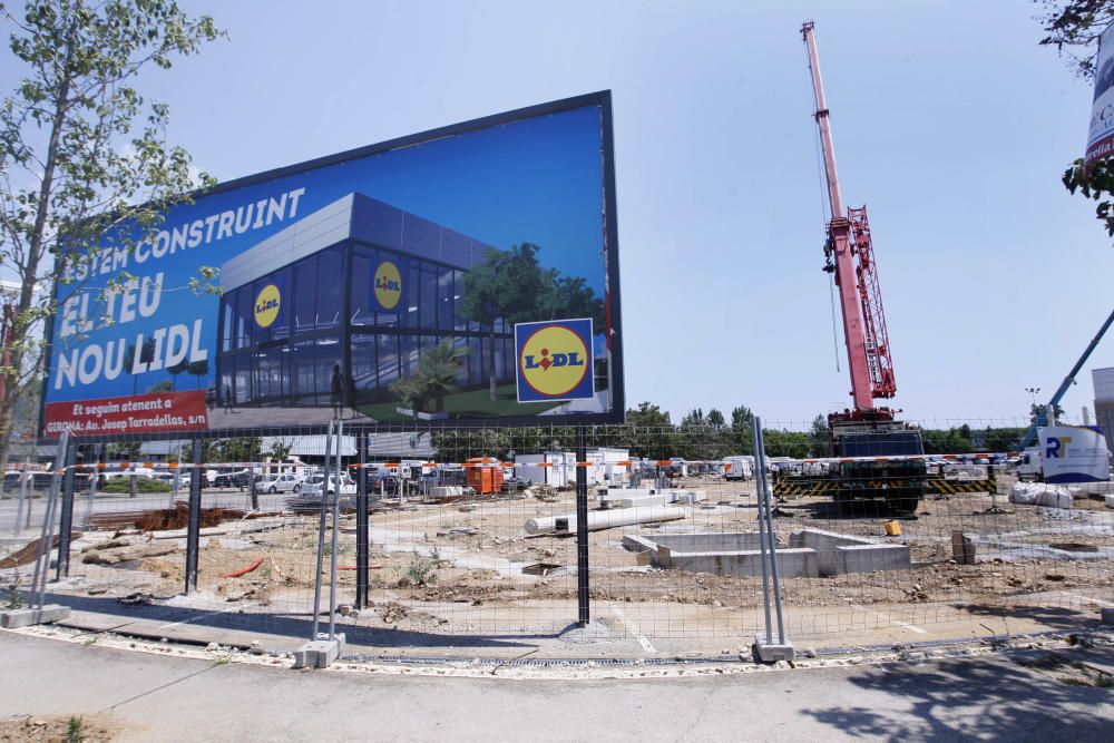 Construcció del Lidl a la Plaça de Salt