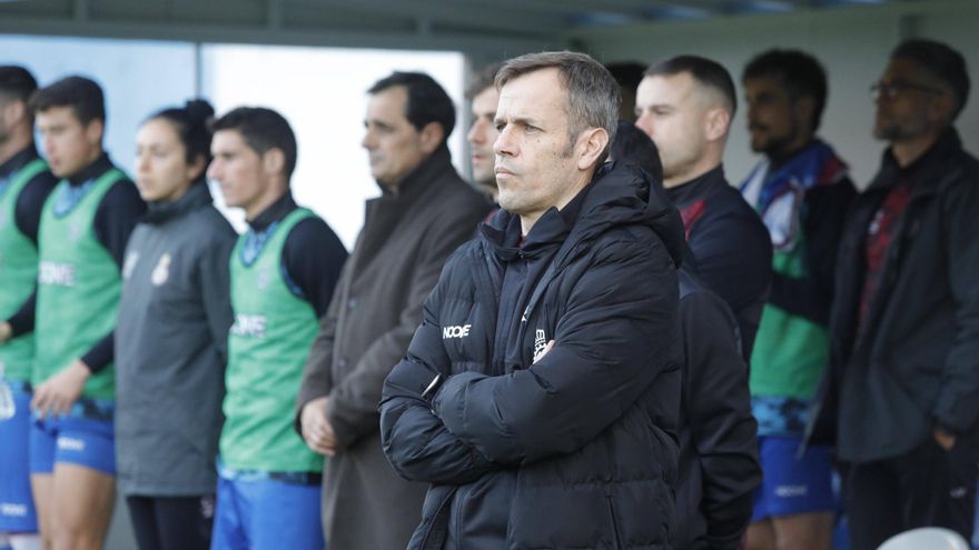 Manolo Sánchez Murias, entrenador del Avilés: &quot;Tengo la sensación de que hemos dejado de ganar dos puntos&quot;