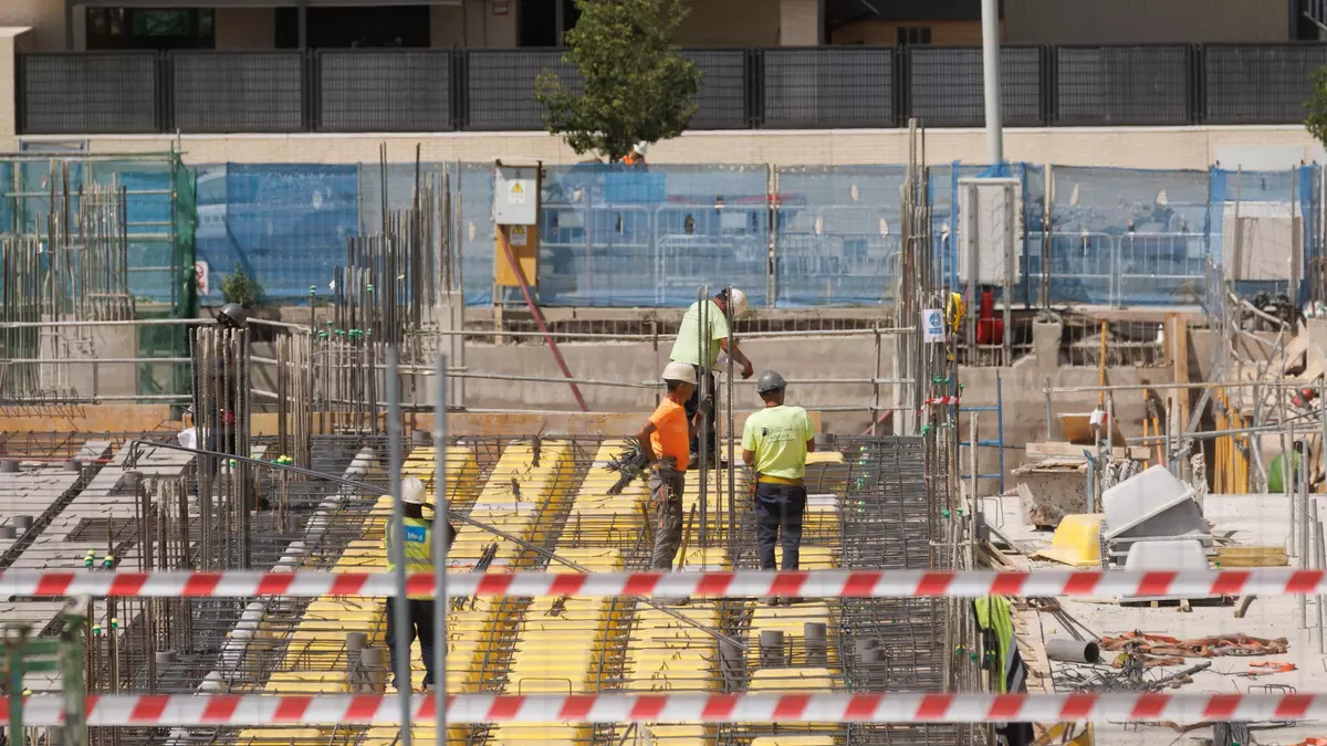 Los inmigrantes en España ganan un 29 % menos que los trabajadores nativos