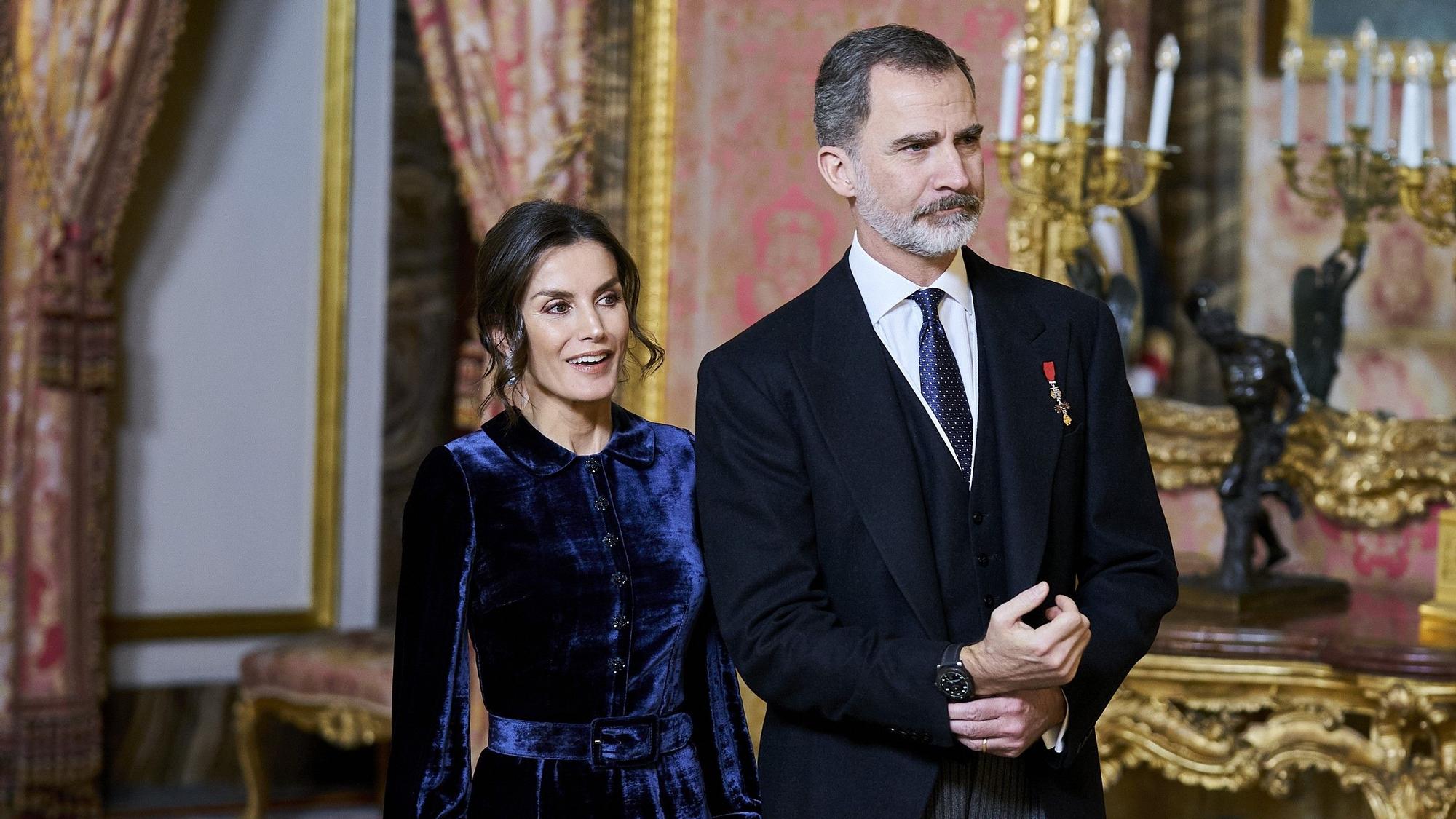 La reina Letizia y el Rey Felipe VI en una recepción real
