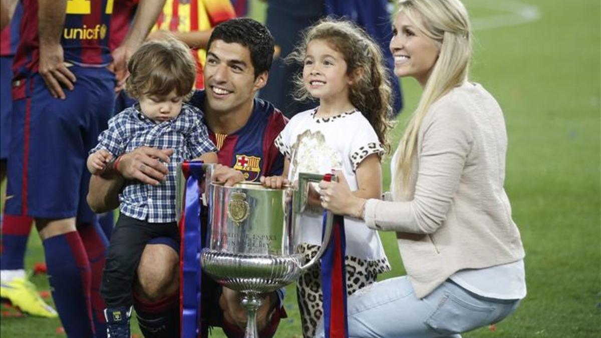 Luis Suárez, siempre bien acompañado de su familia en sus éxitos deportivos