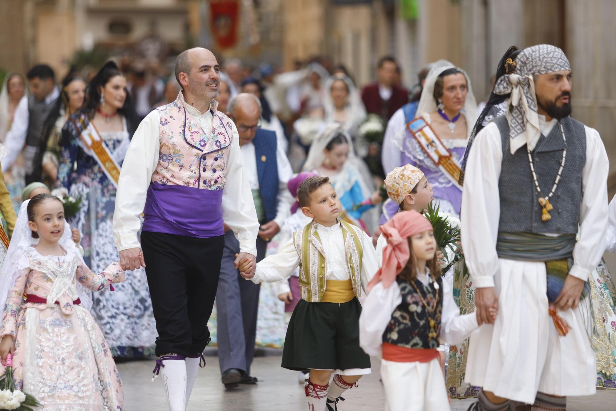 Búscate en el segundo día de la Ofrenda en la calle San Vicente hasta las 17 horas