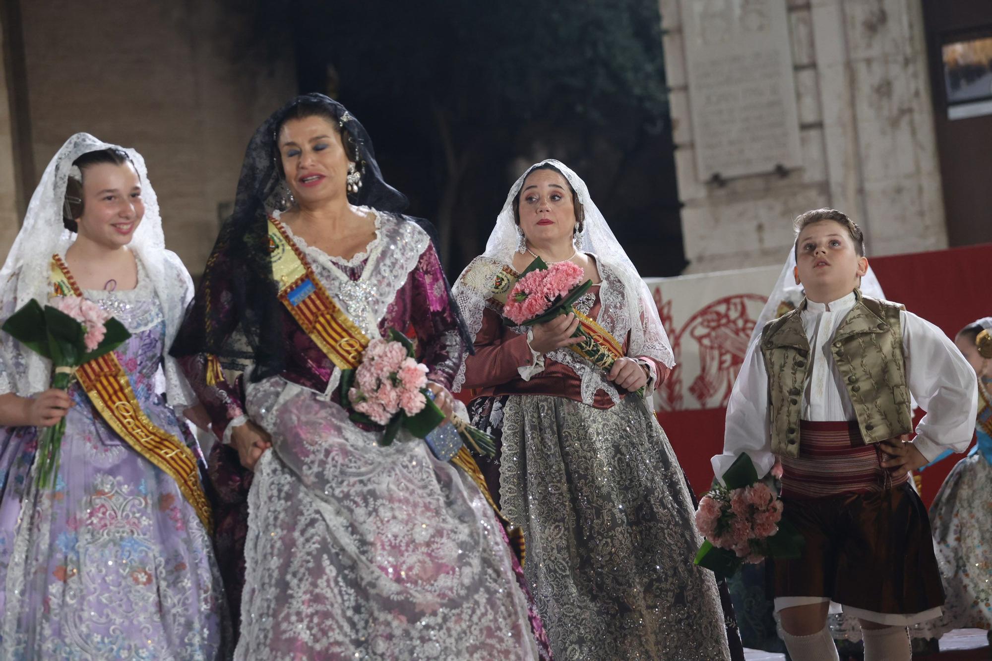 Búscate en el primer día de la Ofrenda en la calle San Vicente entre las 21 y las 22 horas