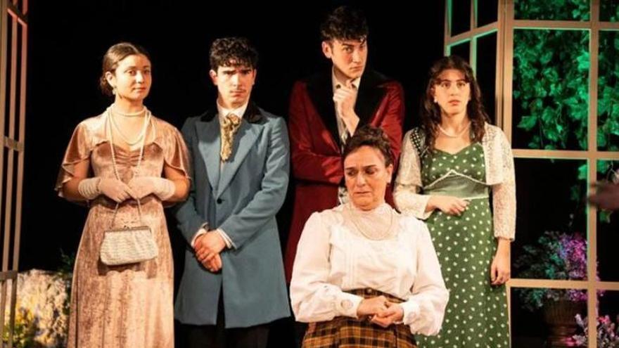 Una escena de l’obra «La importància de ser Frank»