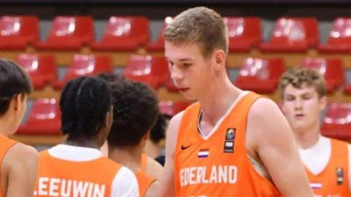 Van Ooijen, con la selección de Países Bajos.