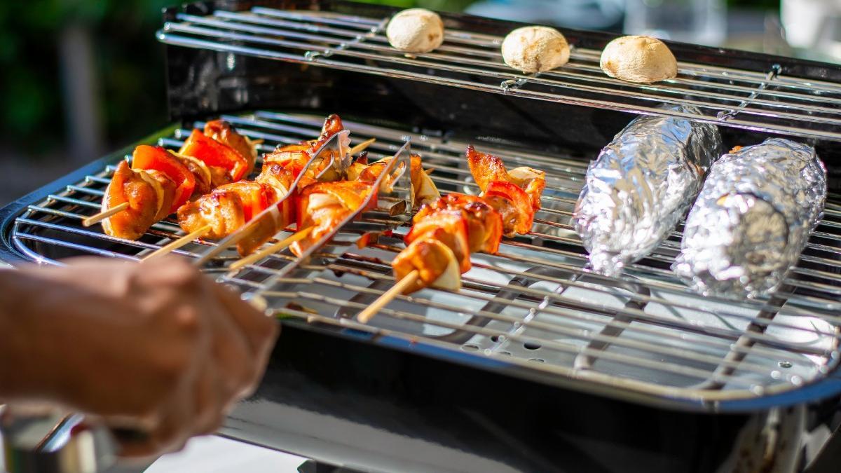 BARBACOA | Un modelo eléctrico emite menos humo y olores