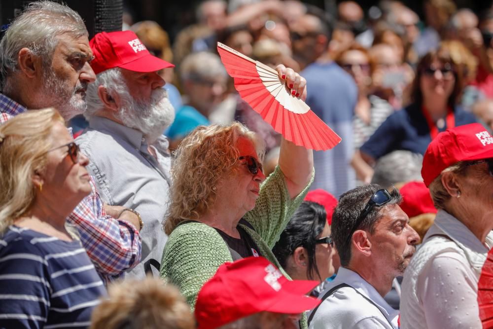 Sánchez pide en Palma el voto masivo al PSOE para que "el avance del 28A sea rotundo"