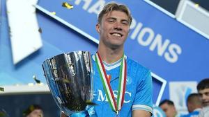 Rasmus Hojlund, feliz en el Nápoles