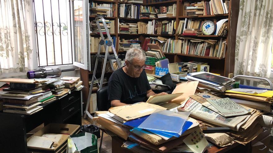 Parte de la biblioteca del cura de Miranda José Manuel Feito se queda en Llaranes
