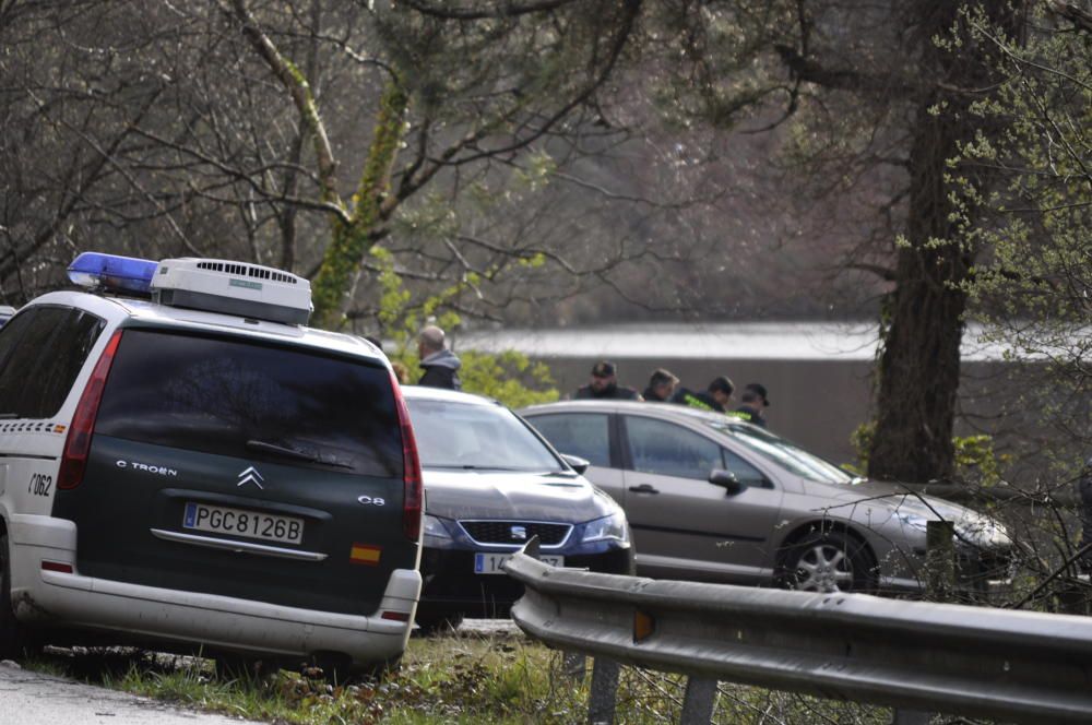 Hallan el cadáver de una mujer en el embalse de Arbón