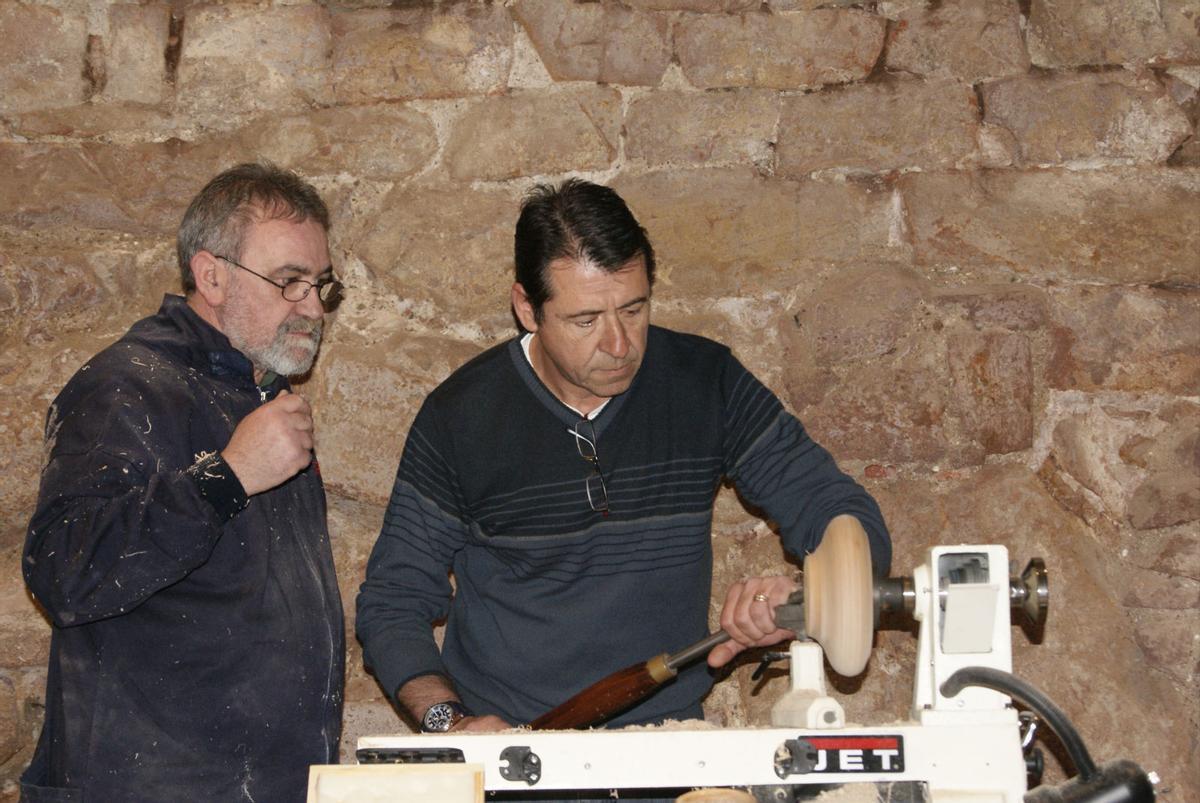 Miguel López, con Sergio Gasulla, presidente de Atorcas.