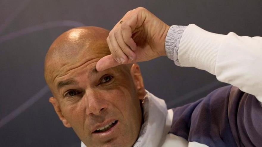 Zidane dice que hay que &quot;evitar&quot; la victoria de Le Pen en Francia