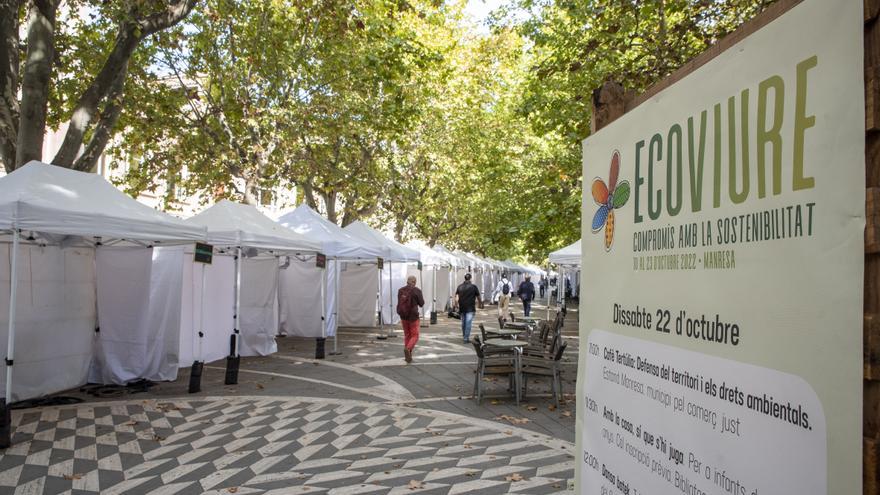 El primer Ecoviure al centre de Manresa espera obtenir l’aprovat d’expositors i públic