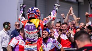 Martín torna a mossegar Bagnaia a Alemanya